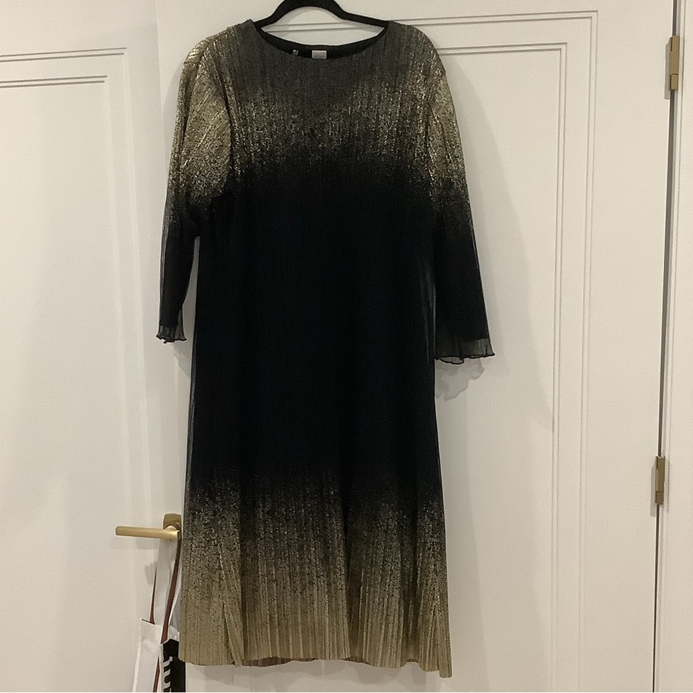 KMW Black To Gold Ombré Lace Midi Dress